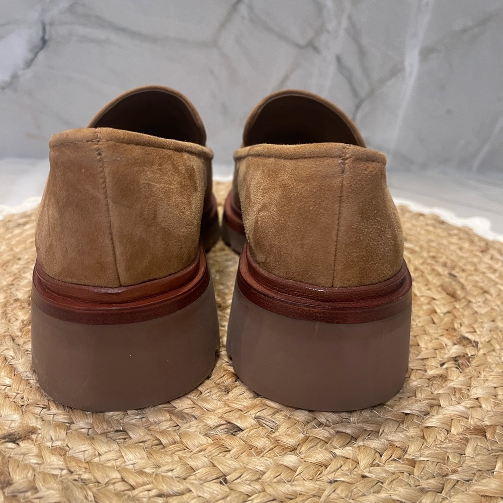NWOT Vince Robin Suede Penny Loafers Lug Sole in Fawn! - Picture 3 of 6